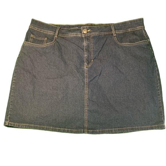 St. John’s Bay 18W blue Jean skort - Picture 1 of 5